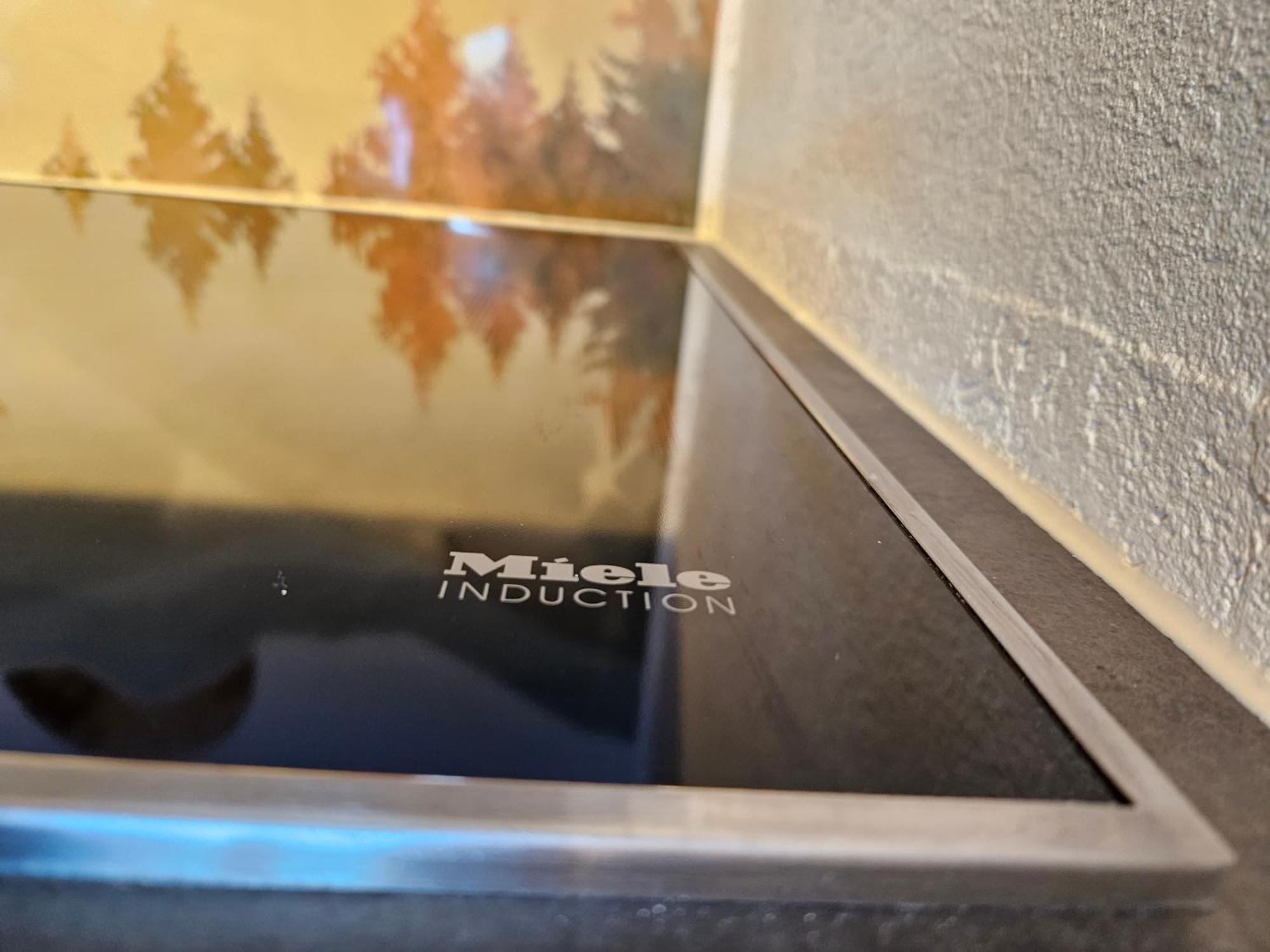 Apartment Klein Matterhorn - Haus Miranda Täsch Buitenkant foto